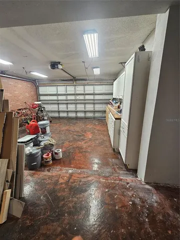 $2,300 | 9860 Skewlee Road, Thonotosassa, FL 33592