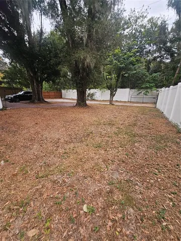 $2,300 | 9860 Skewlee Road, Thonotosassa, FL 33592