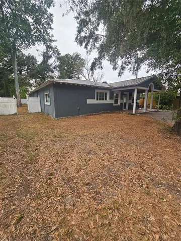 $2,300 | 9860 Skewlee Road, Thonotosassa, FL 33592