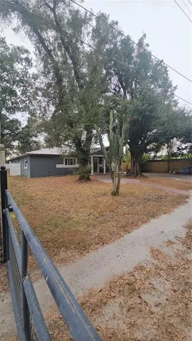 $2,300 | 9860 Skewlee Road, Thonotosassa, FL 33592