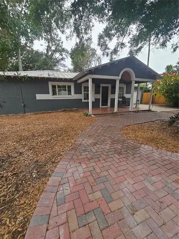 $2,300 | 9860 Skewlee Road, Thonotosassa, FL 33592