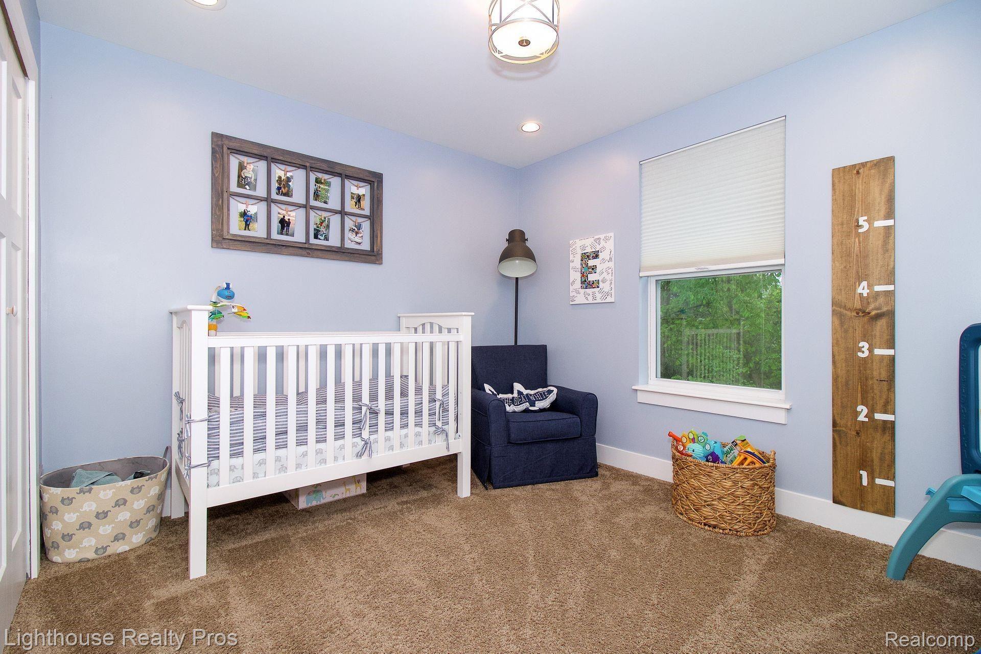 2897 Fisher Road Howell, MI 48855 - Photo 22 of 37 Large bedrooms