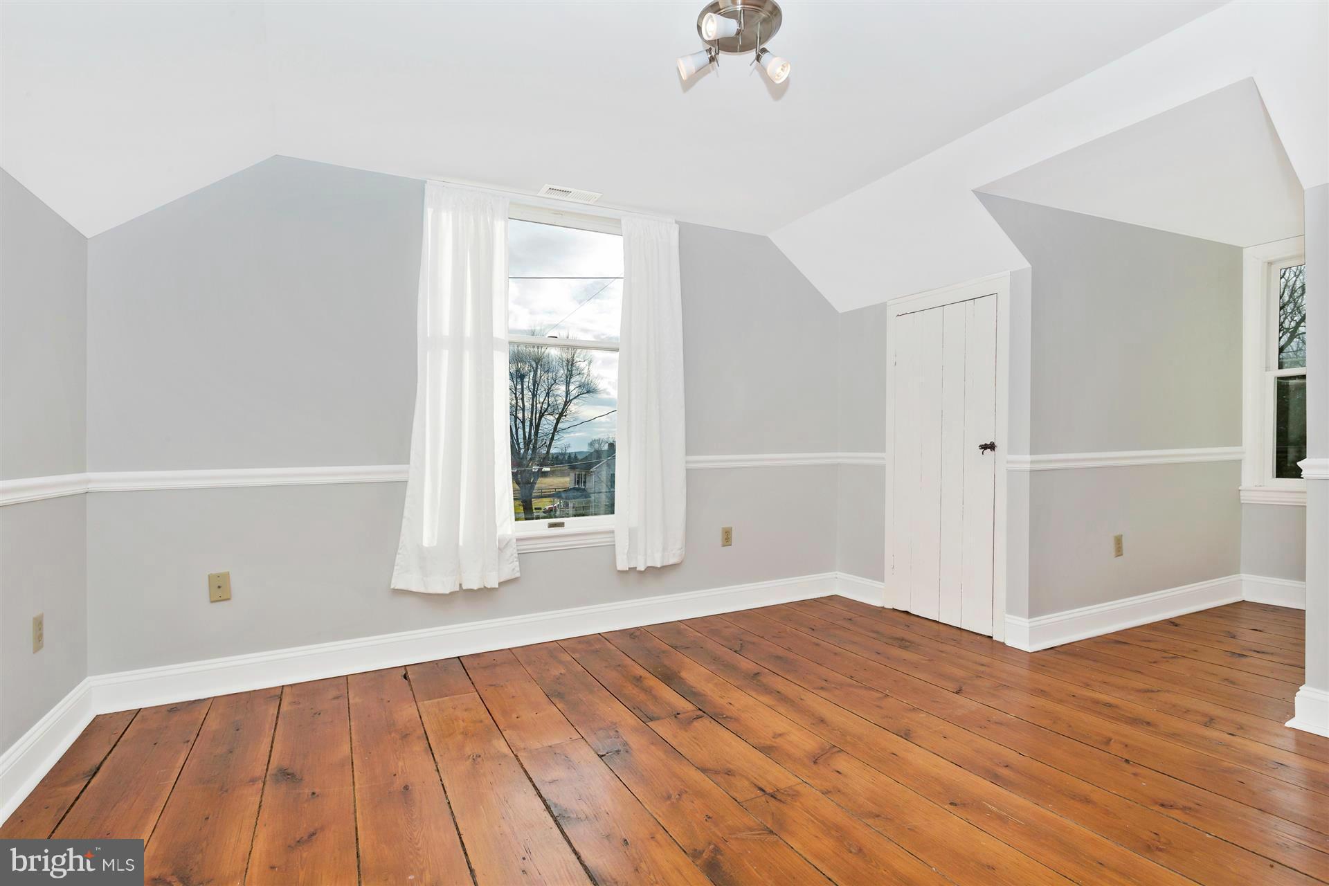 5025 Harney Road Taneytown, MD 21787 - Photo 23 of 30 Bedroom 5