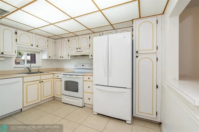 $135,000 | 8960 South Hollybrook Boulevard, Unit 103, Pembroke Pines, FL 33025