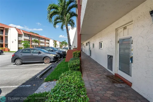 $135,000 | 8960 South Hollybrook Boulevard, Unit 103, Pembroke Pines, FL 33025