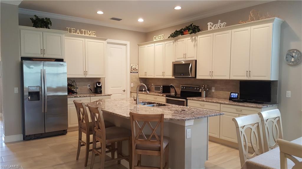 4159 Raffia Drive Naples, FL 34119 - Photo 10 of 21 Gallery Image 10