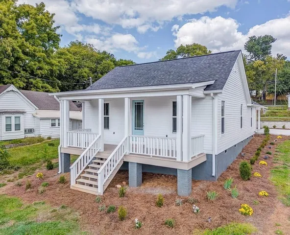 $329,900 | 318 West Tyler Street, Dalton, GA 30720