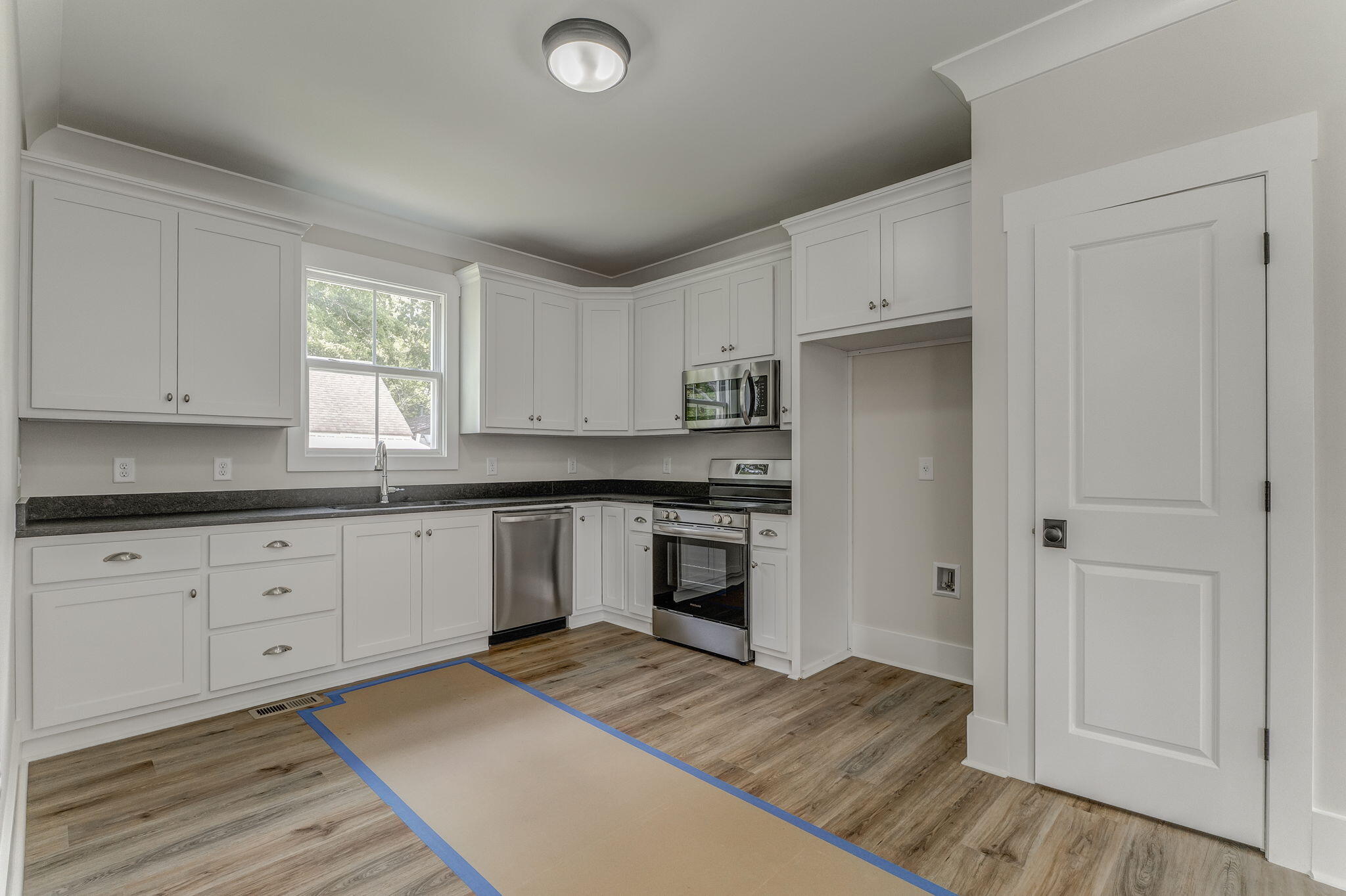 318 West Tyler Street Dalton, GA 30720 - Photo 18 of 50 48-web-or-mls-DSC09807_8_9