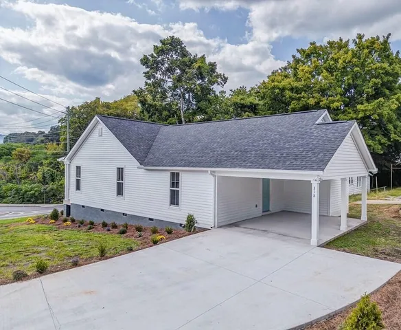 $329,900 | 318 West Tyler Street, Dalton, GA 30720