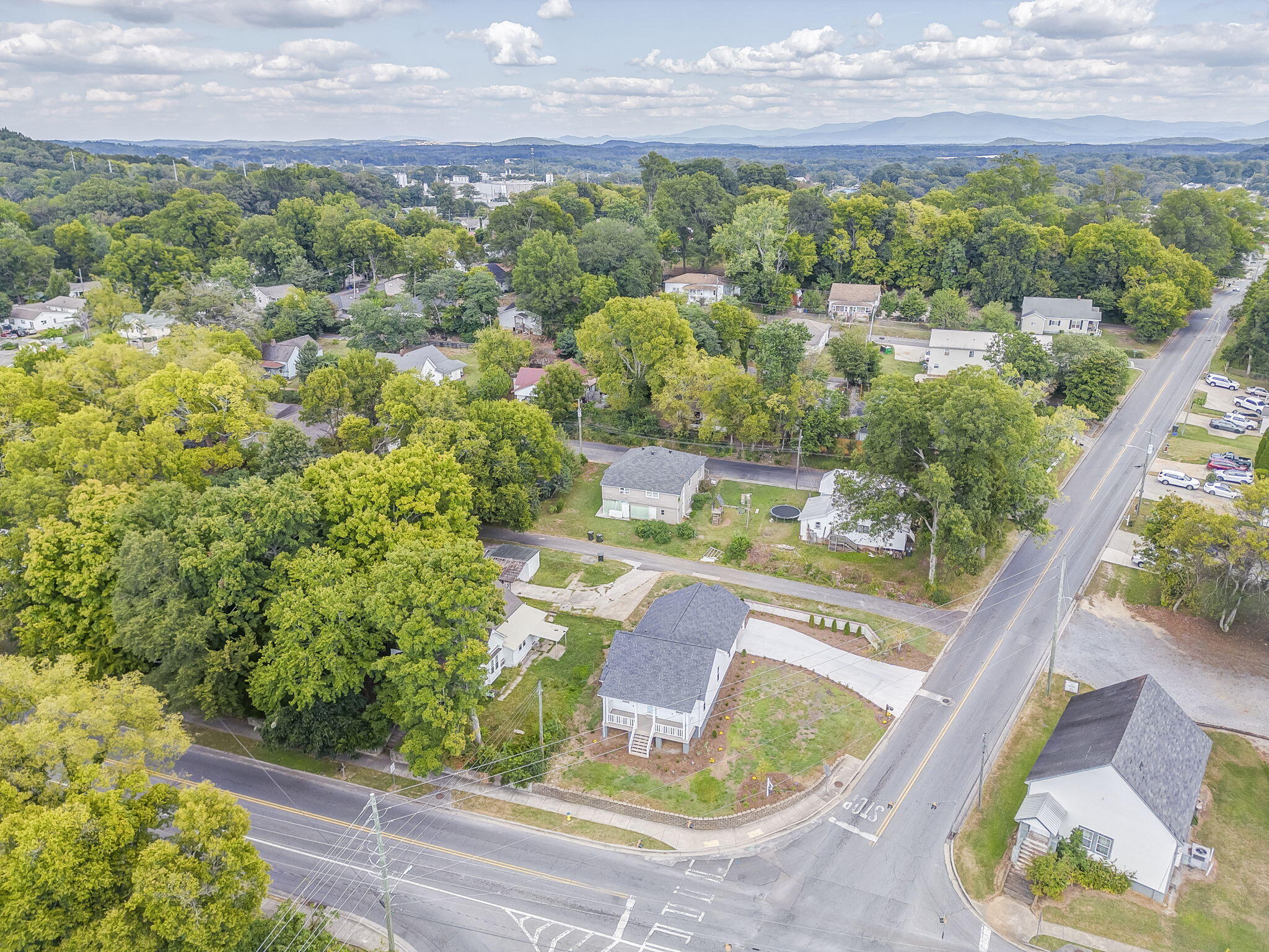 318 West Tyler Street Dalton, GA 30720 - Photo 47 of 50 11-web-or-mls-DJI_0993_4_5