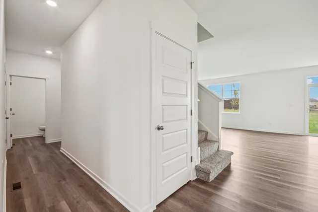 $549,990 | 14807 South Greenbriar Drive, Plainfield, IL 60544