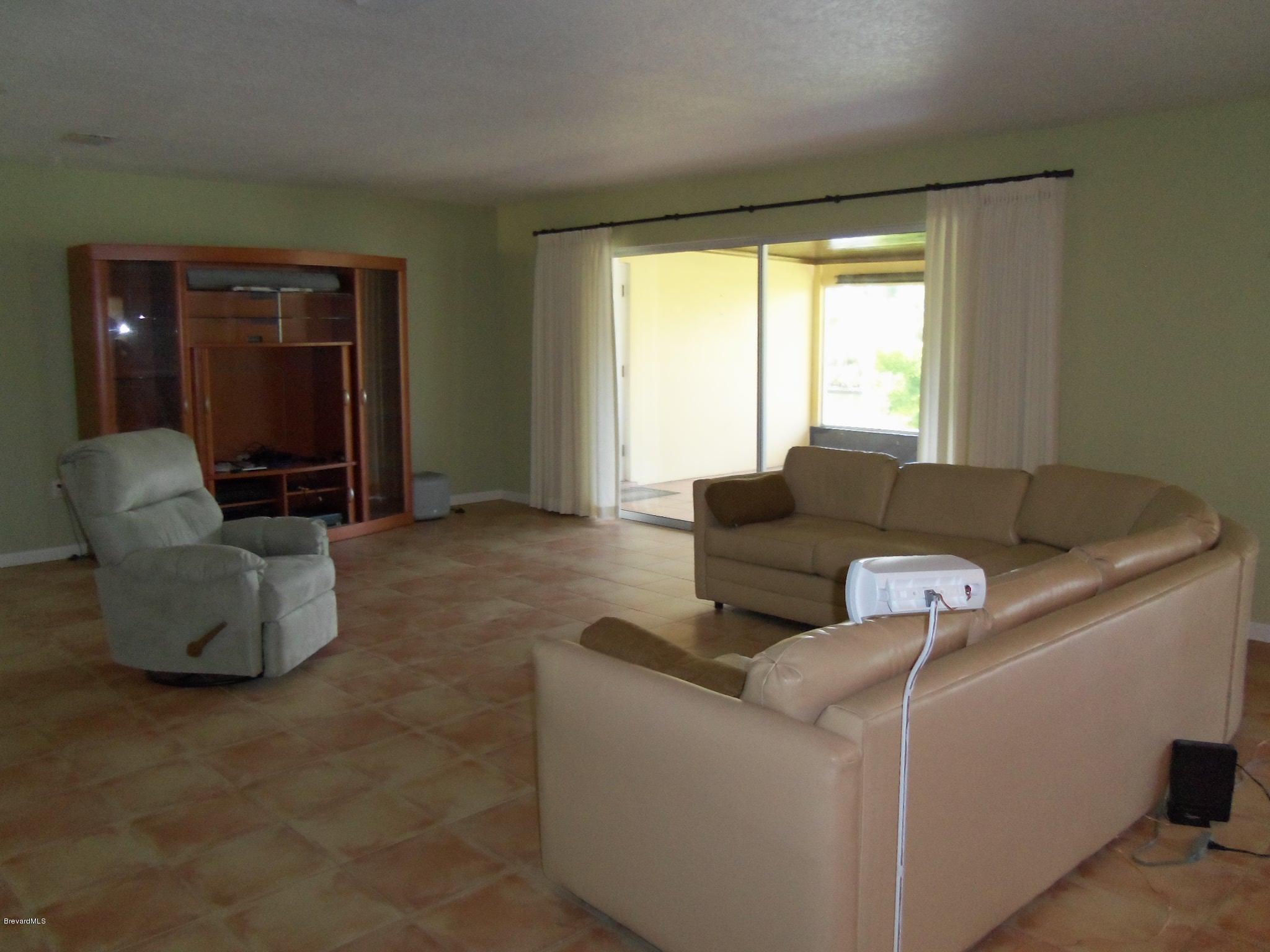170 Bimini Road Cocoa Beach, FL 32931 - Photo 4 of 24 living room