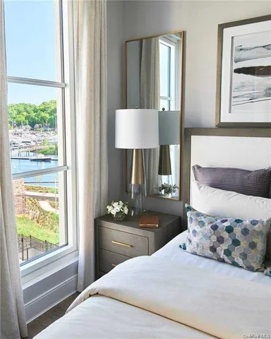 $1,550,000 | 100 Garvies Point Road, Unit 1202, Glen Cove, NY 11542