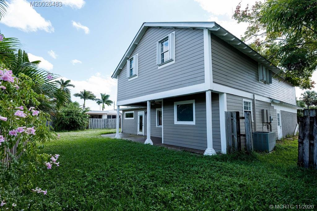 35 Southwest Cabana Point Circle Stuart, FL 34994 - Photo 45 of 54 BACKYARD VIEW