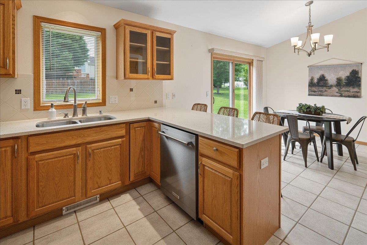 2645 Mica Road Fitchburg, WI 53711 - Photo 15 of 56