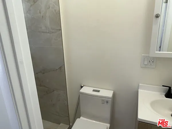 $869,000 | 10631 Tinker Avenue, Tujunga, CA 91042