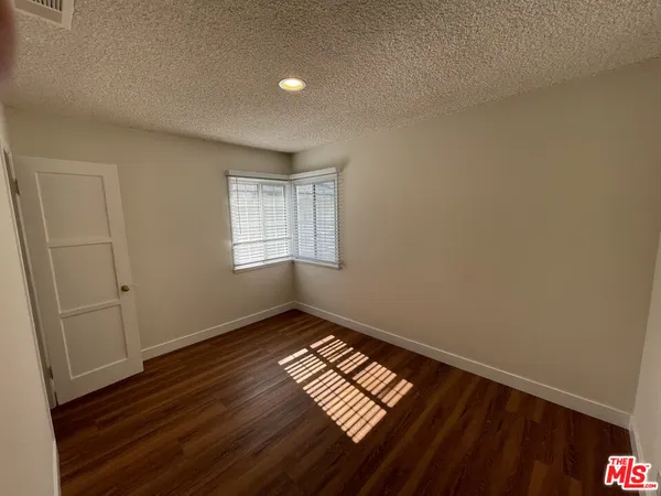 $869,000 | 10631 Tinker Avenue, Tujunga, CA 91042