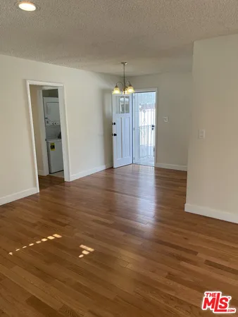 $869,000 | 10631 Tinker Avenue, Tujunga, CA 91042