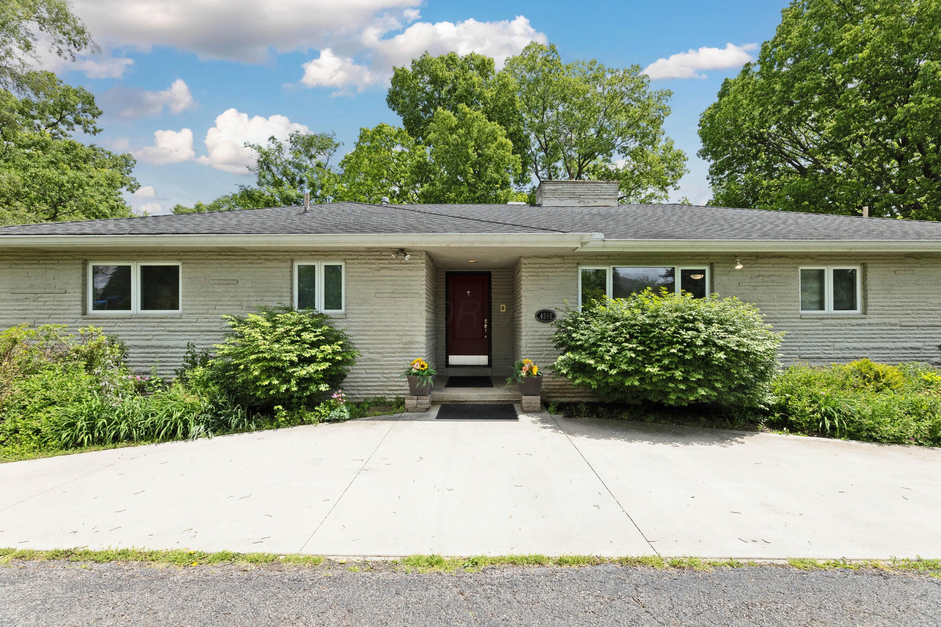 4356 Dublin Road Columbus, OH 43221 - Photo 4 of 77