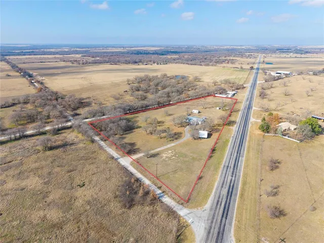 $485,000 | 133 County Road 4975, Desdemona, TX 76445