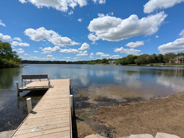 $450,000 | 26359 North Hickory Road, Mundelein, IL 60060