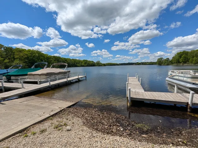 $450,000 | 26359 North Hickory Road, Mundelein, IL 60060