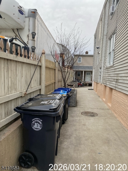 38 Delancy Street Newark, NJ 07105 - Photo 5 of 23