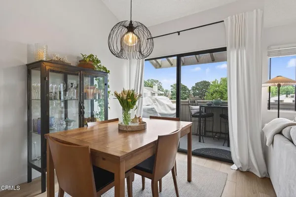 $484,900 | 1275 Seacliff Court, Unit 2, Ventura, CA 93003