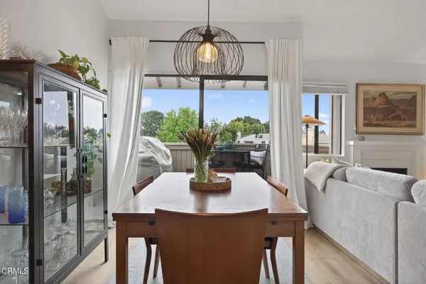 $484,900 | 1275 Seacliff Court, Unit 2, Ventura, CA 93003