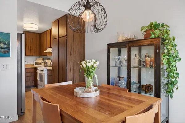 $484,900 | 1275 Seacliff Court, Unit 2, Ventura, CA 93003