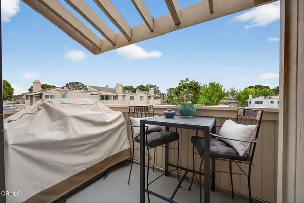 $484,900 | 1275 Seacliff Court, Unit 2, Ventura, CA 93003