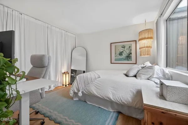 $484,900 | 1275 Seacliff Court, Unit 2, Ventura, CA 93003