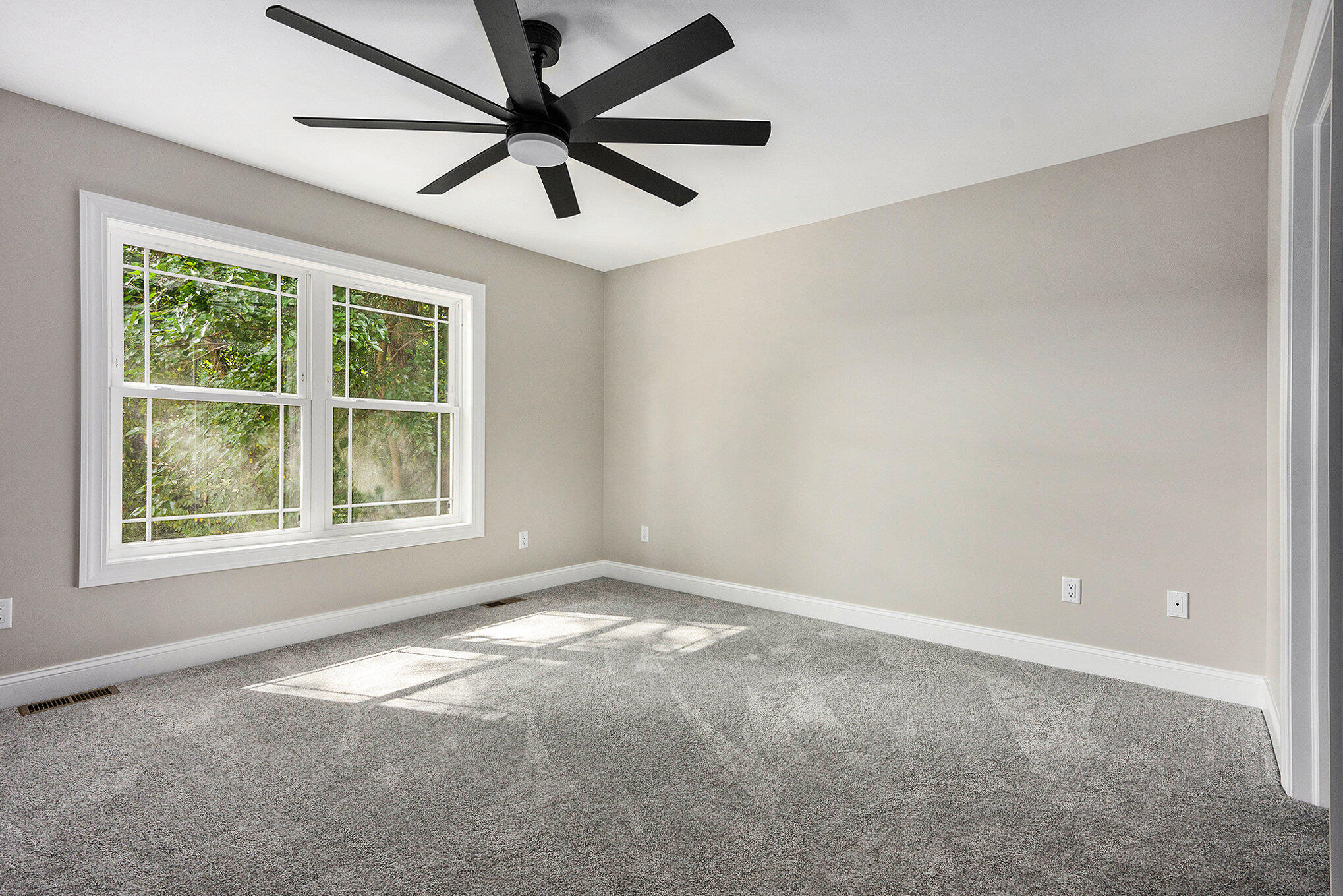 1036 Sir Knight Road Plainwell, MI 49080 - Photo 11 of 28 011_file_643