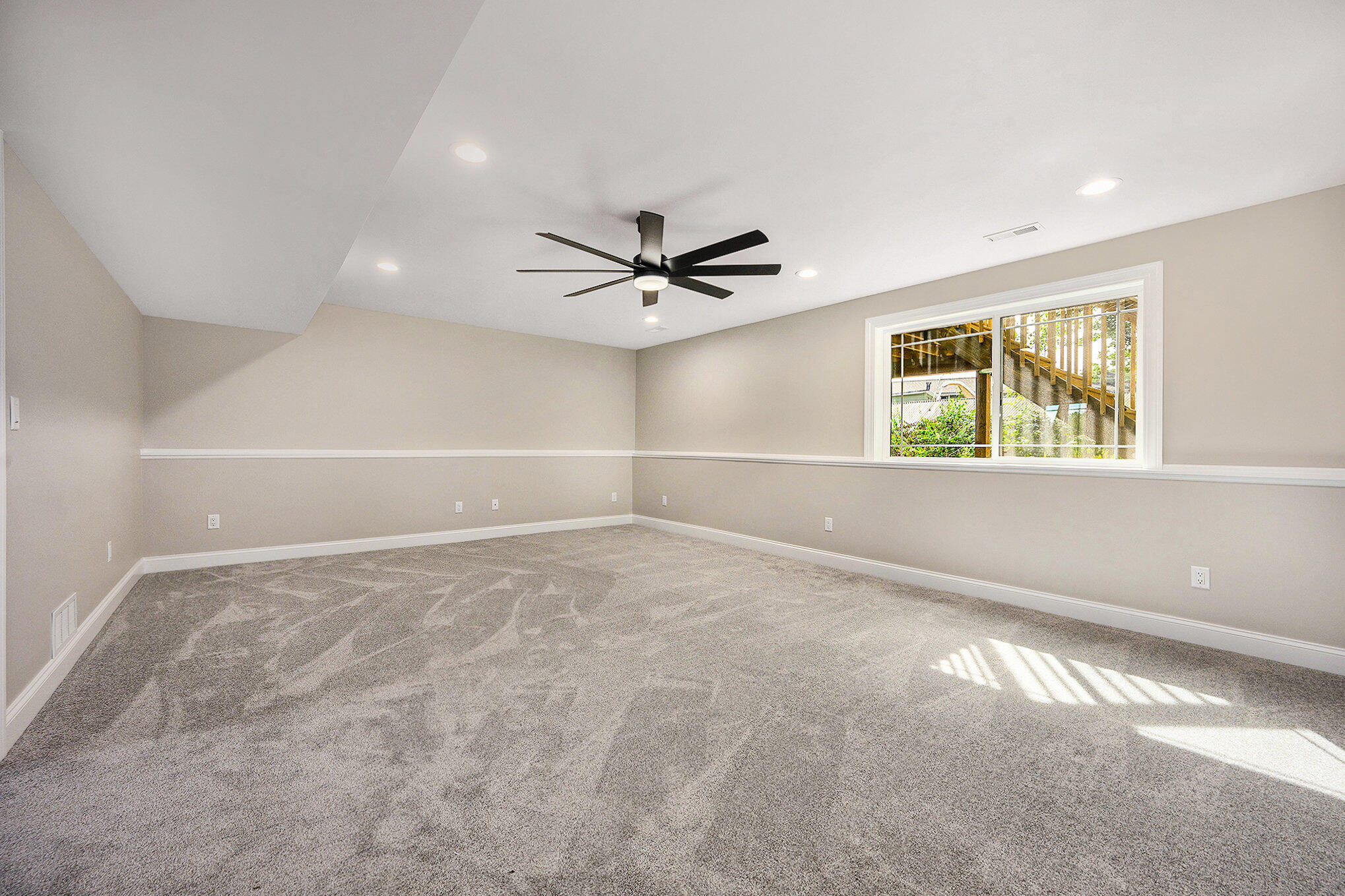 1036 Sir Knight Road Plainwell, MI 49080 - Photo 16 of 28 016_file_845