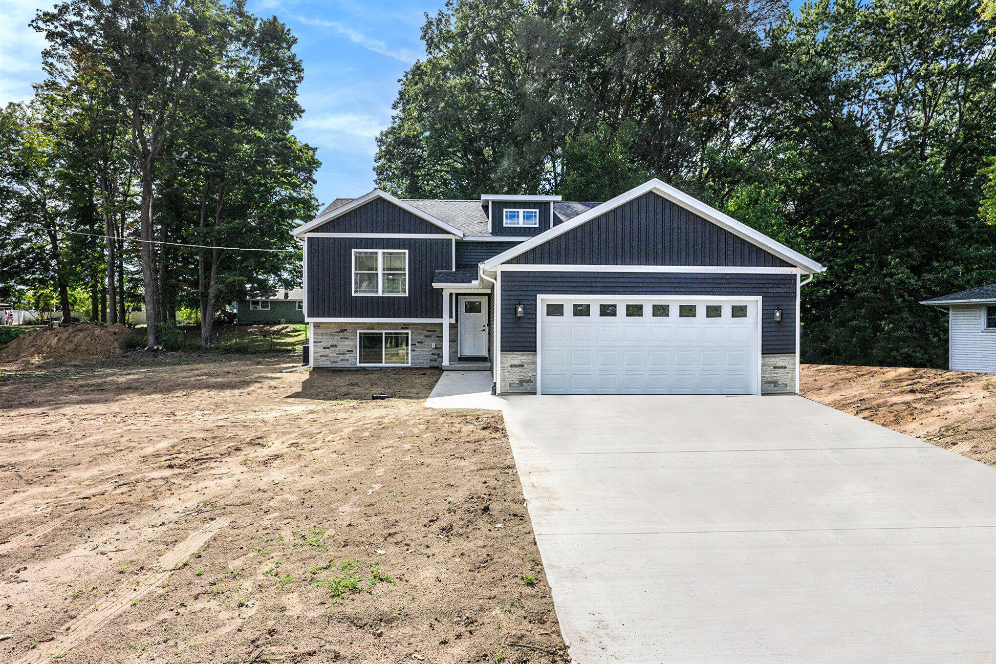 1036 Sir Knight Road Plainwell, MI 49080 - Photo 2 of 28 002_crs_3539_679