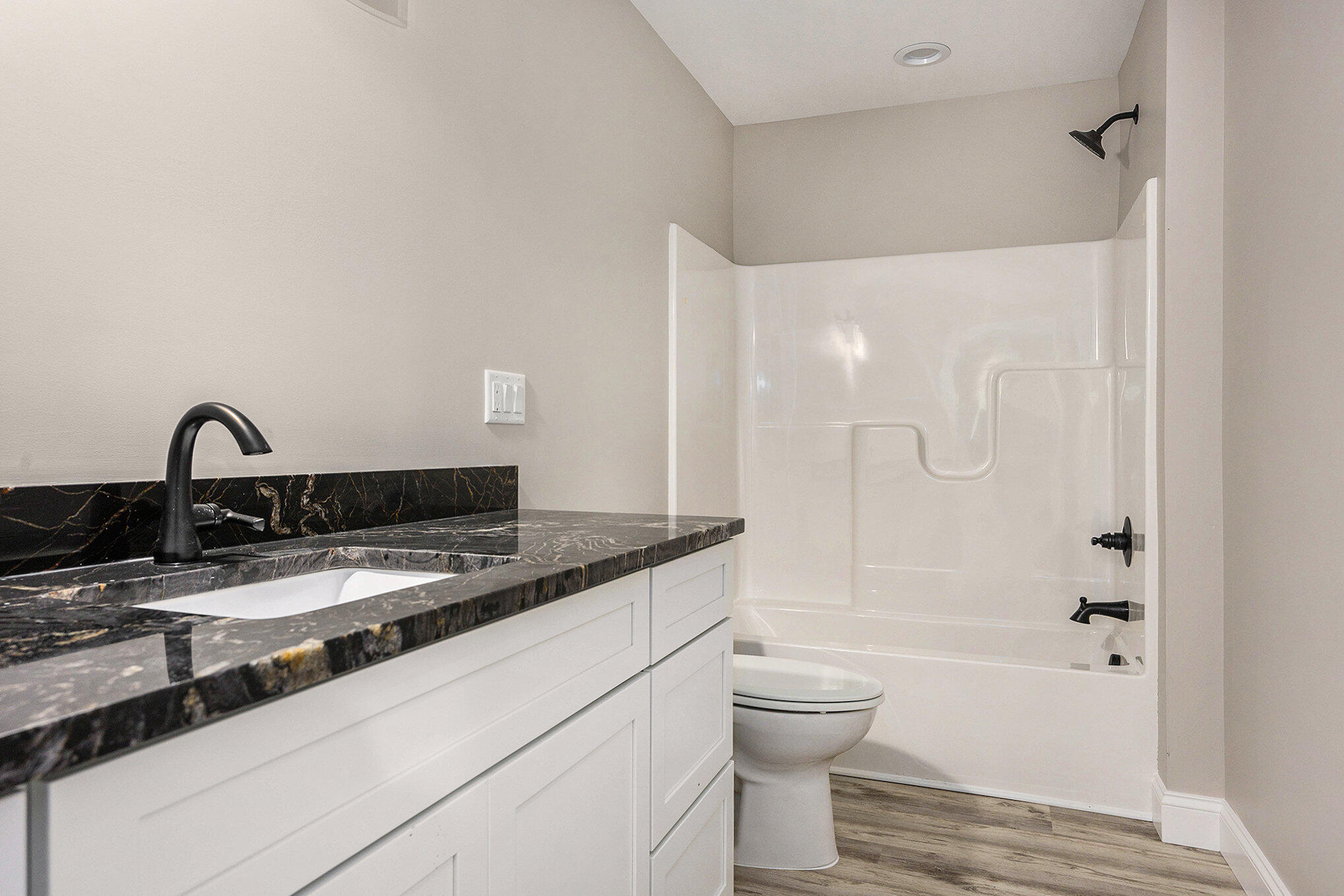 1036 Sir Knight Road Plainwell, MI 49080 - Photo 22 of 28 022_file_621