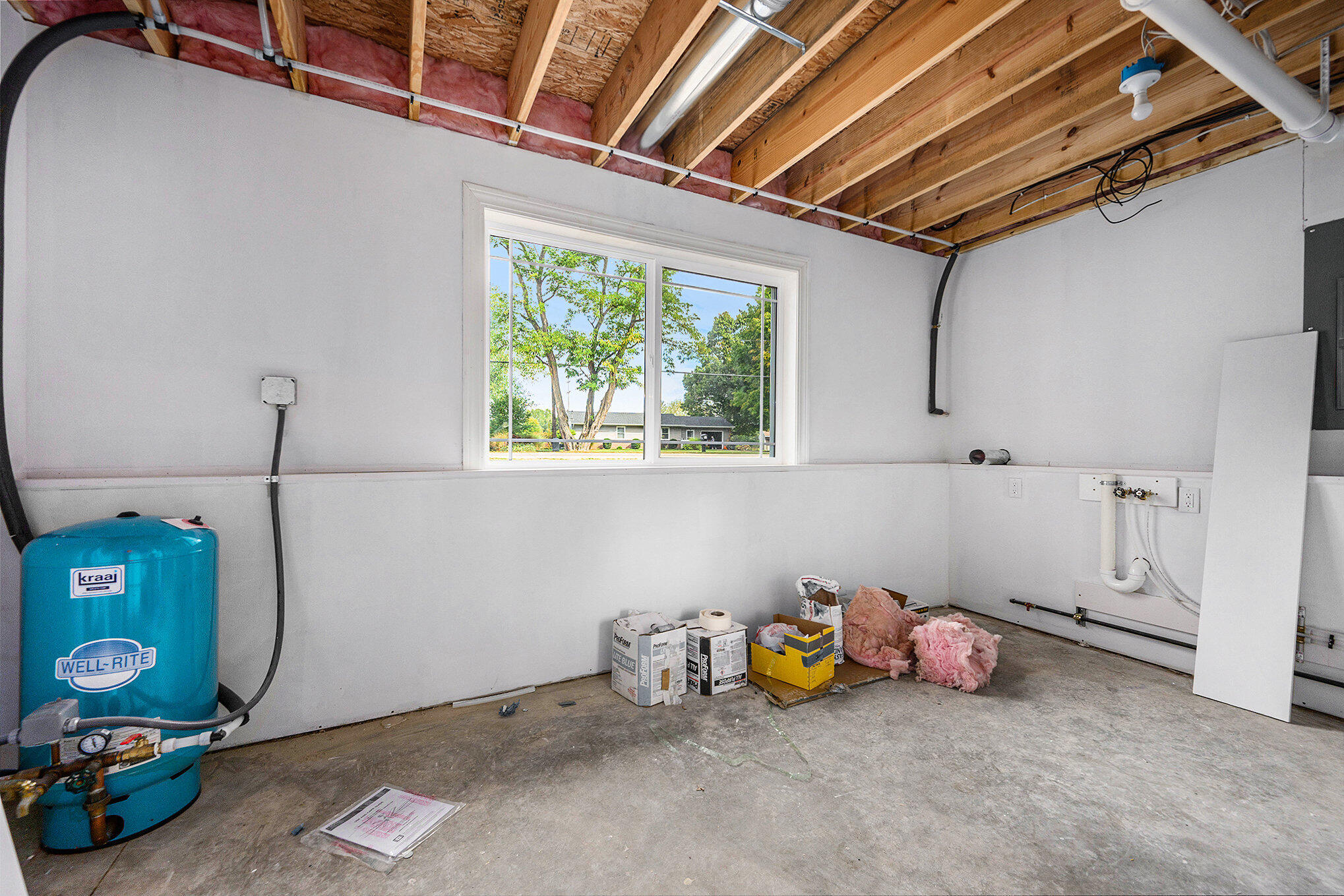 1036 Sir Knight Road Plainwell, MI 49080 - Photo 23 of 28 023_file_333