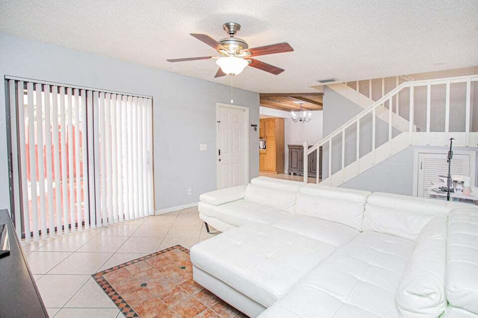 2934 Kirk Road, Unit 37 Lake Worth, FL 33461 - Photo 8 of 30 8.