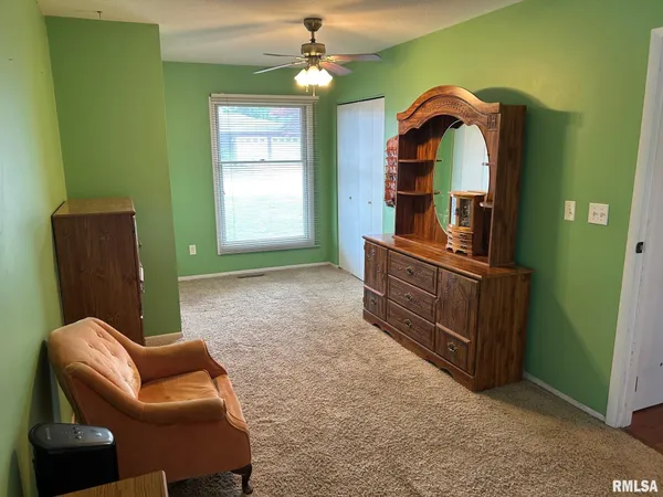 $259,900 | 403 Virginia Avenue, Taylorville, IL 62568