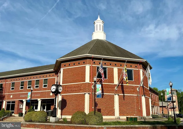 $299,000 | 303 Graceford Drive, Aberdeen, MD 21001