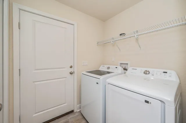 $279,000 | 609 East Chestnut Avenue, Crestview, FL 32539