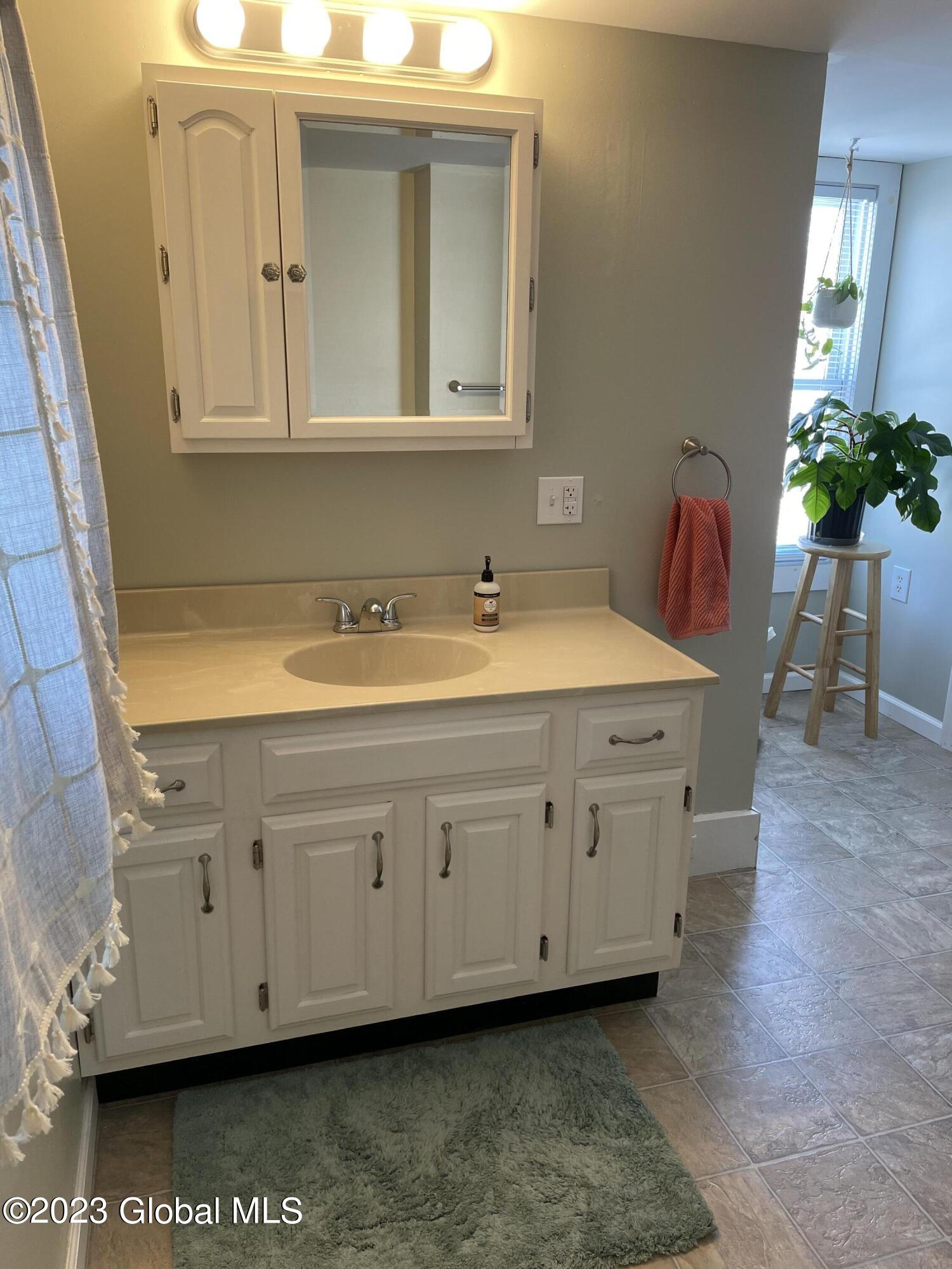246 Warren Street Glens Falls, NY 12801 - Photo 23 of 48 122455A6-CBDB-492F-8E42-37073F6EBCF4