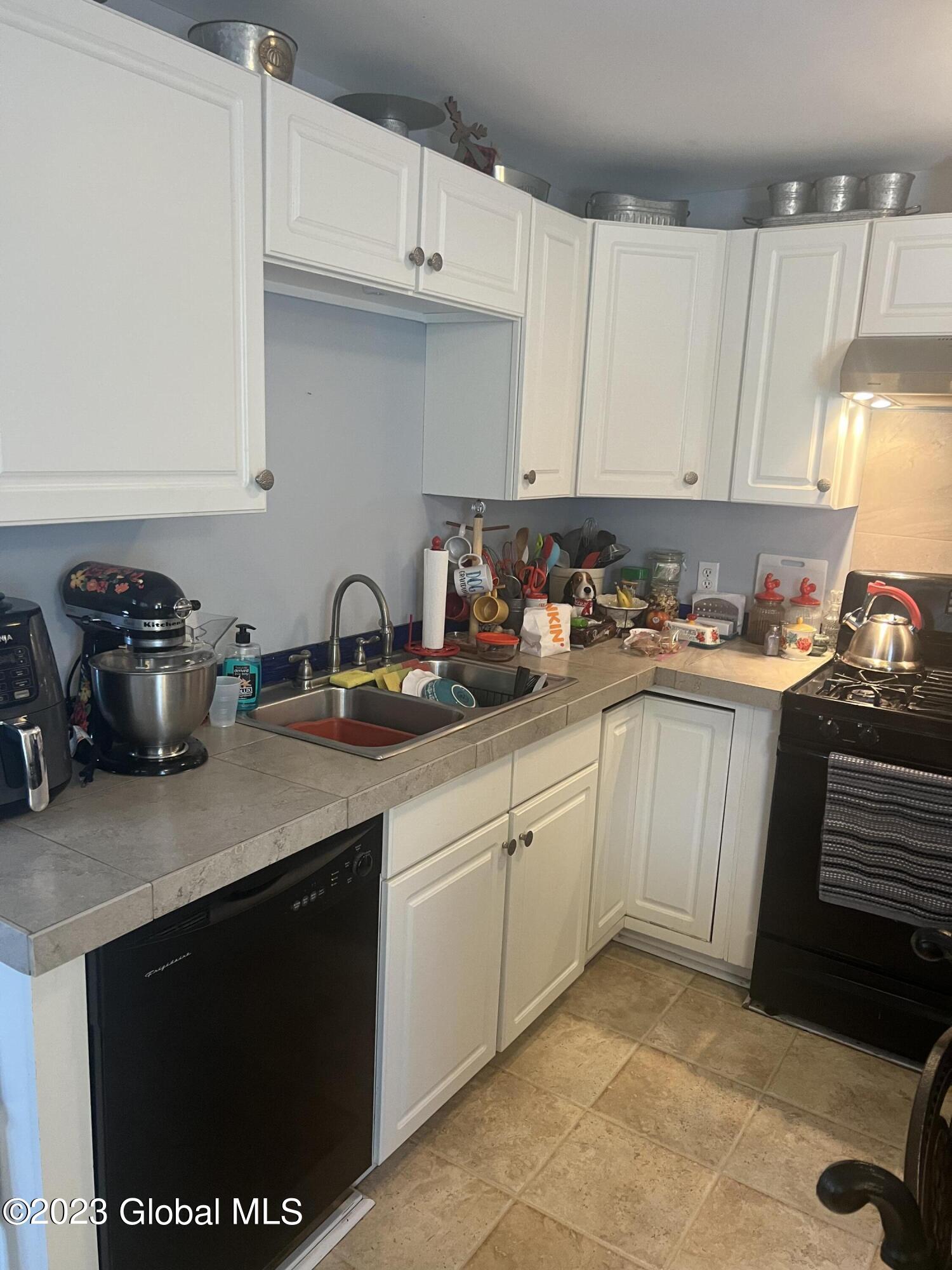 246 Warren Street Glens Falls, NY 12801 - Photo 28 of 48 1595F285-A3D5-46B8-9DD6-B435FDCC9888