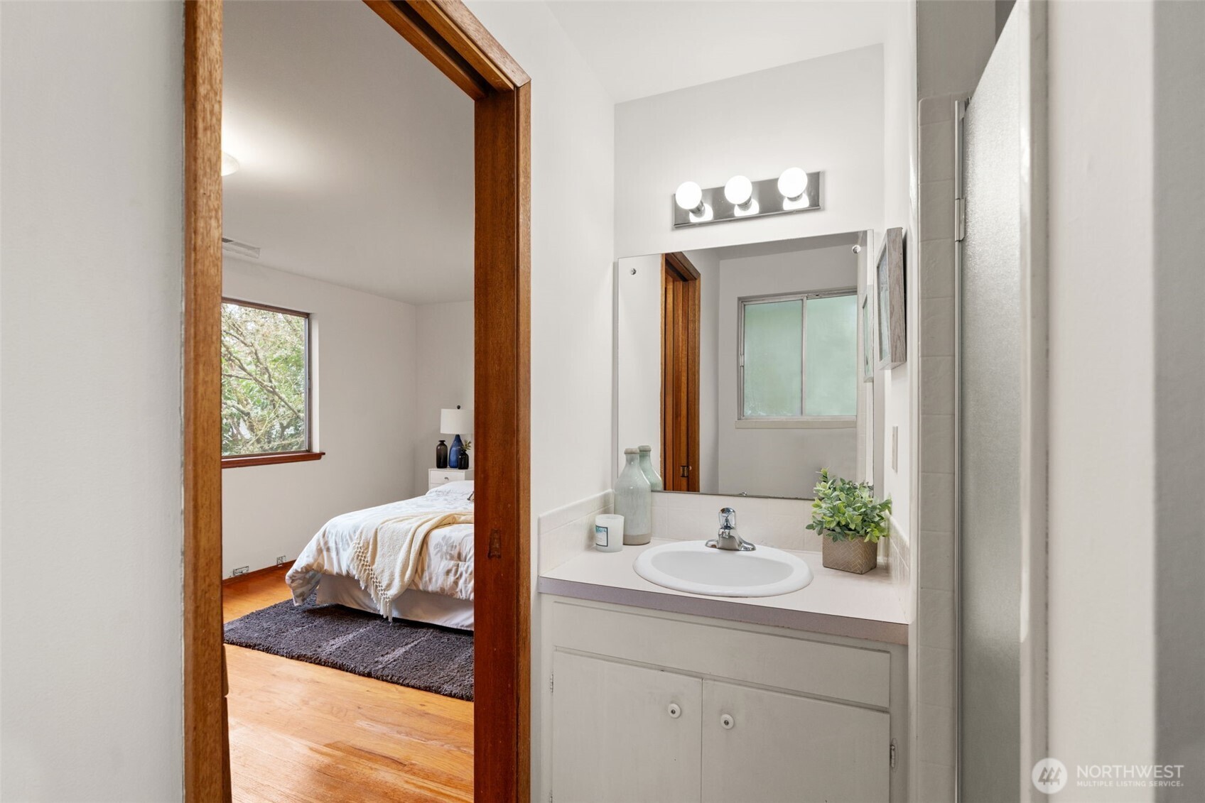 8615 194th Place Southwest Edmonds, WA 98026 - Photo 18 of 28