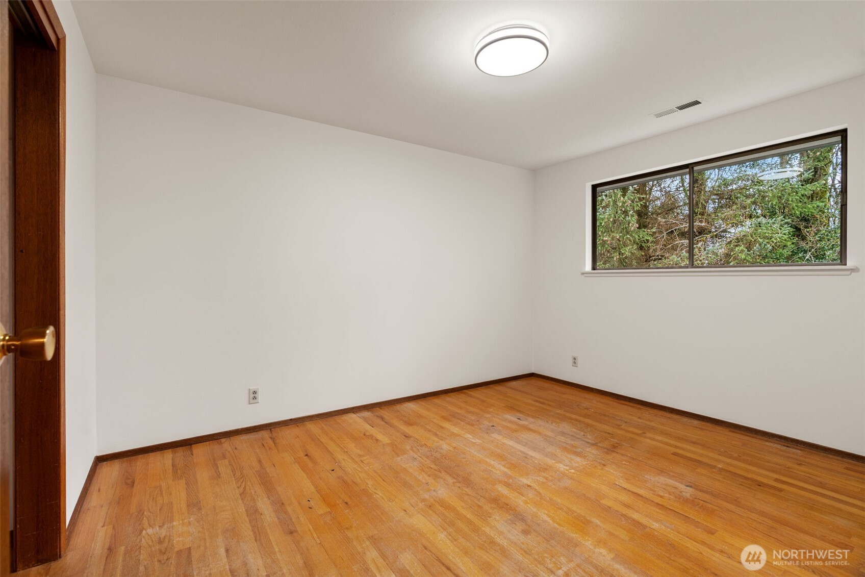 8615 194th Place Southwest Edmonds, WA 98026 - Photo 21 of 28