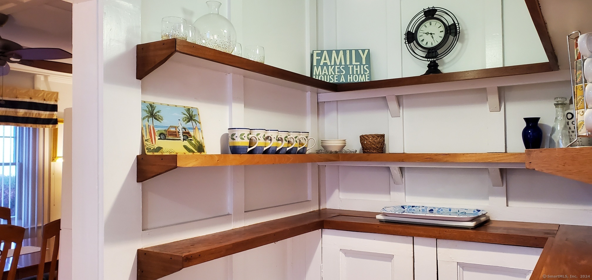 422 Maple Avenue Old Saybrook, CT 06475 - Photo 25 of 32 Kitchen Nook