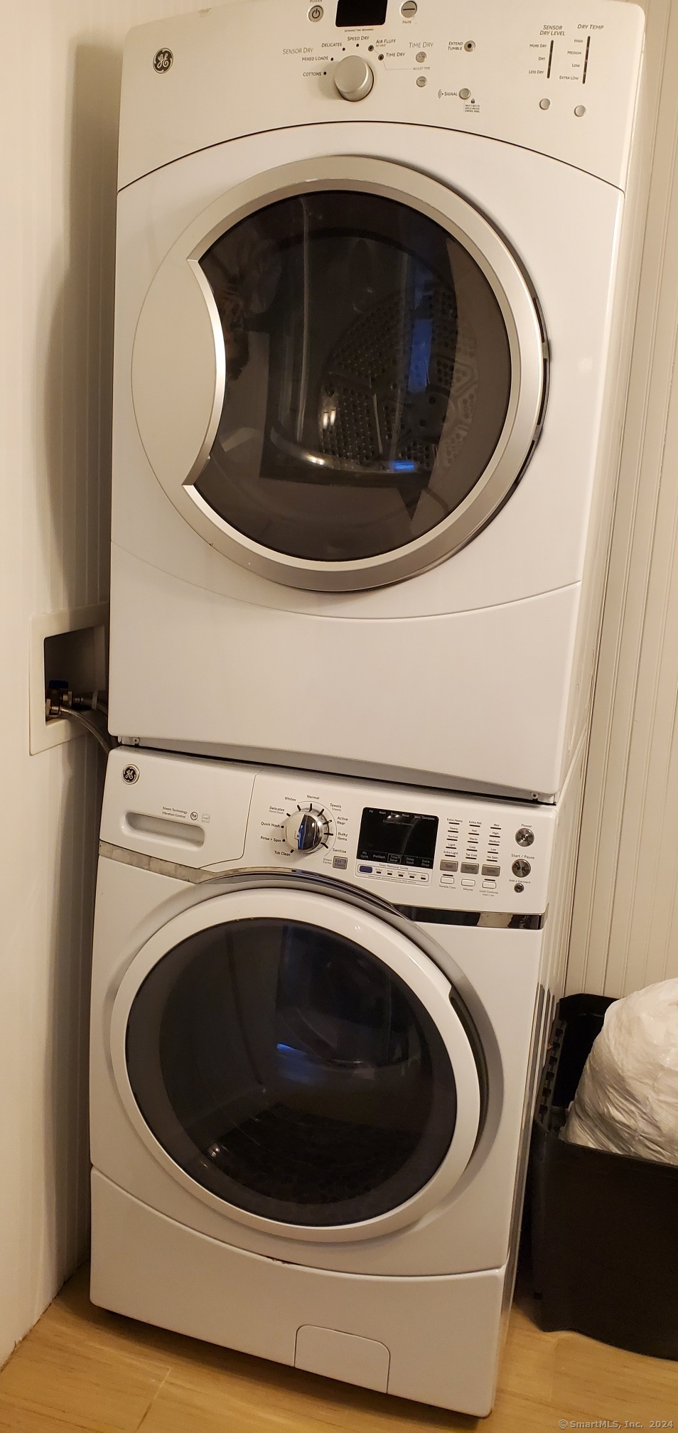 422 Maple Avenue Old Saybrook, CT 06475 - Photo 32 of 32 1st floor laundry