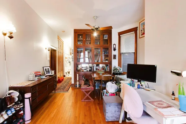 $1,125,000 | 1322 West Barry Avenue, Chicago, IL 60657