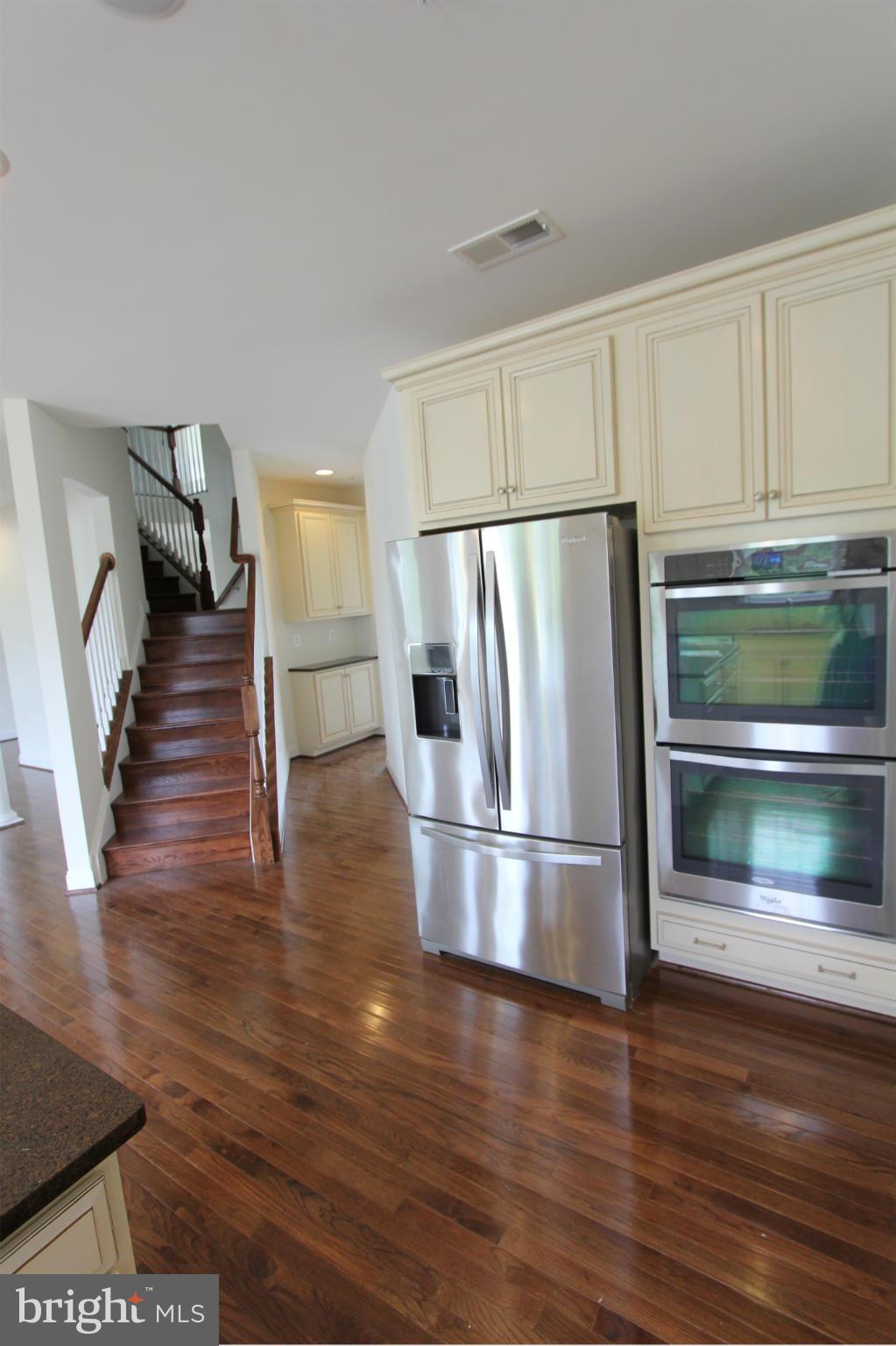 808 Fairland Road Silver Spring, MD 20904 - Photo 17 of 28 Kitchen