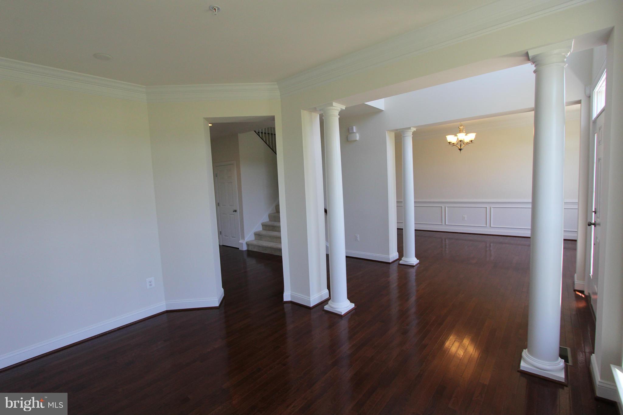 808 Fairland Road Silver Spring, MD 20904 - Photo 10 of 28 Interior (General)